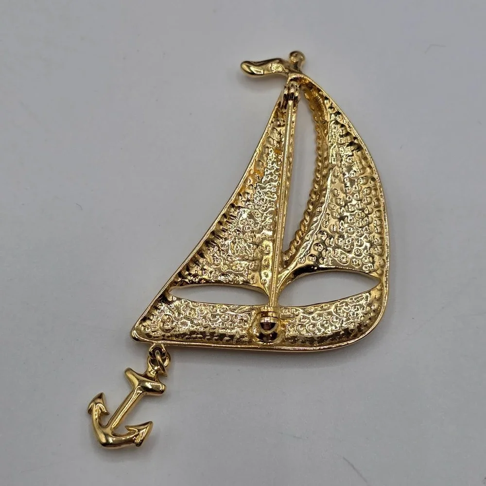 Gold Tone Sailboat Anchor Brooch Pin Enamel‎ Star Nautical Jewelry Used